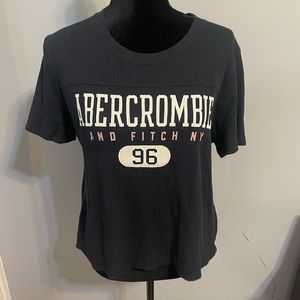 Abercrombie tee